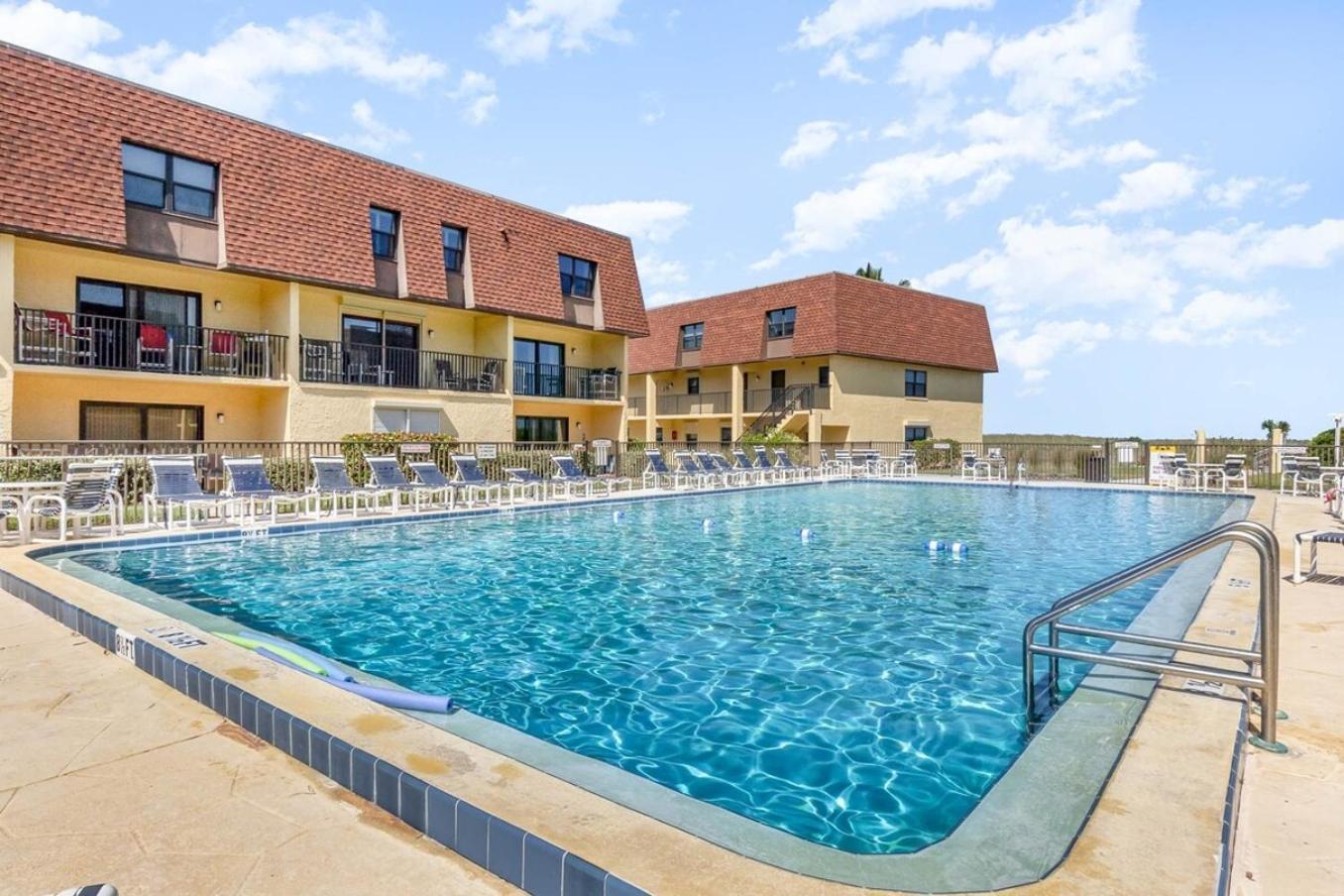 Pier Pressure Beachfront Wpool Cocoa Beach Esterno foto